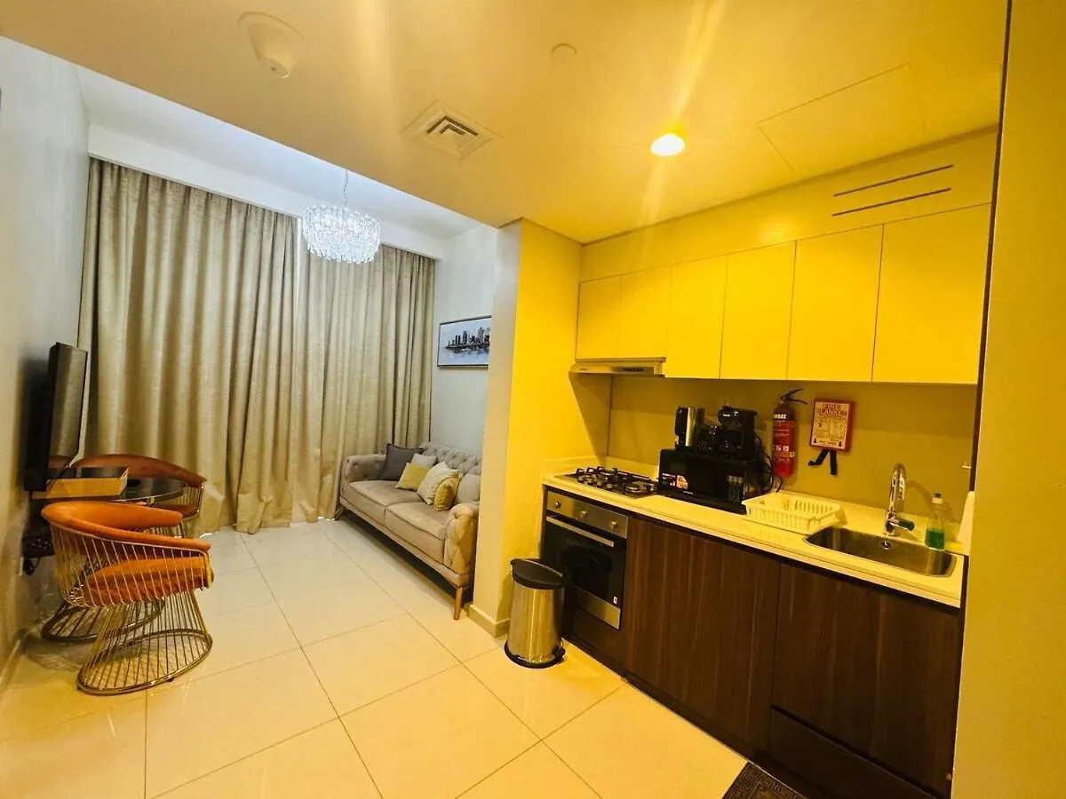Burj Khalifa Skyline View Apartment Dubai